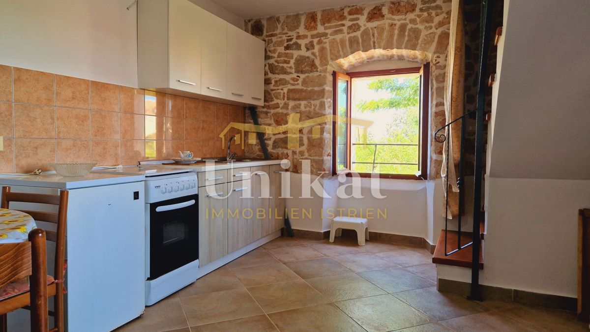 Casa in pietra ristrutturata con vista mare, Poreč